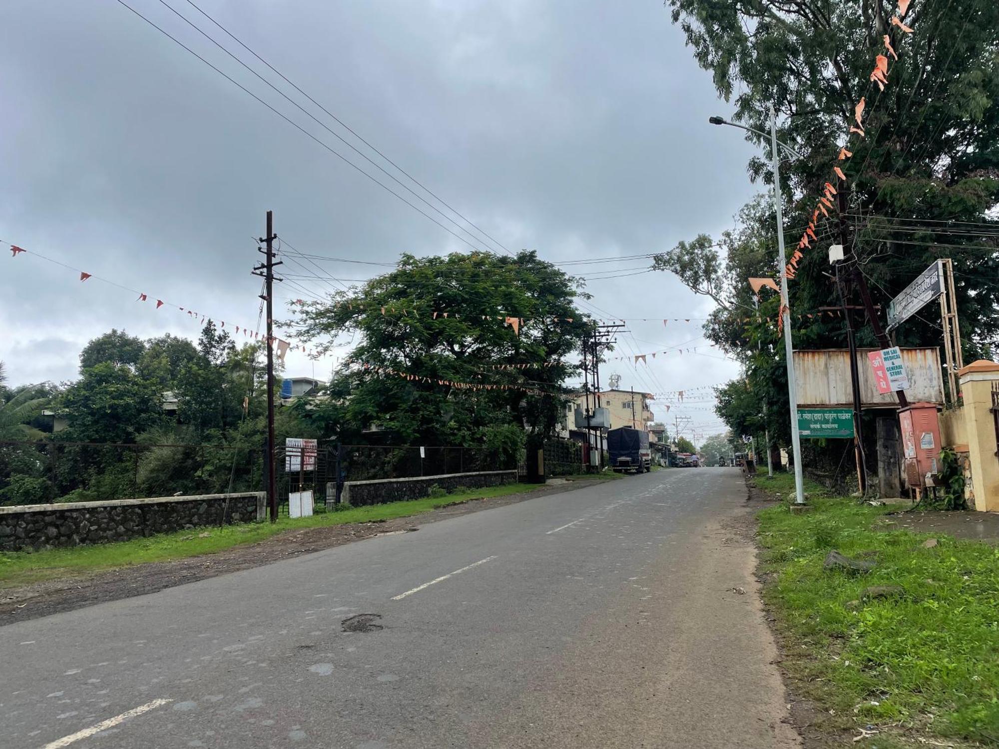 Вилла Blue Heaven- Lonavala 2 Bhk With Private Pool! Экстерьер фото