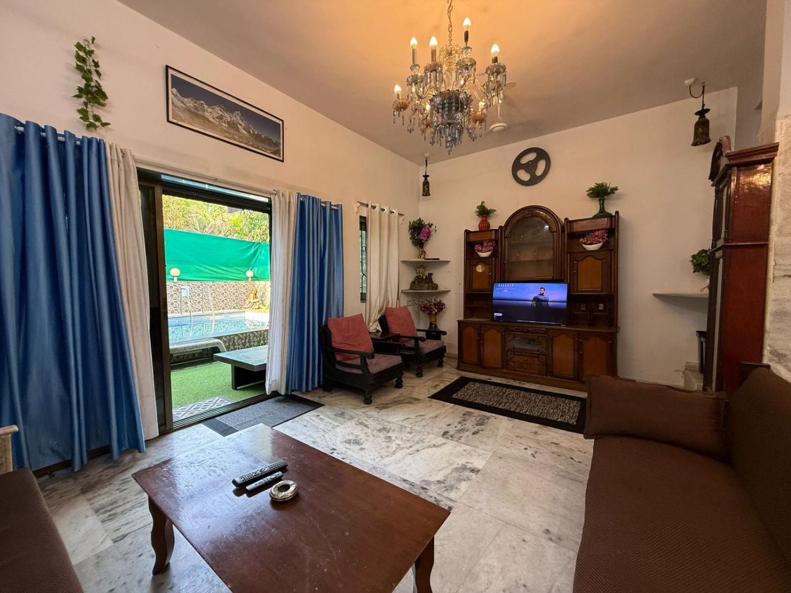 Вилла Blue Heaven- Lonavala 2 Bhk With Private Pool! Экстерьер фото